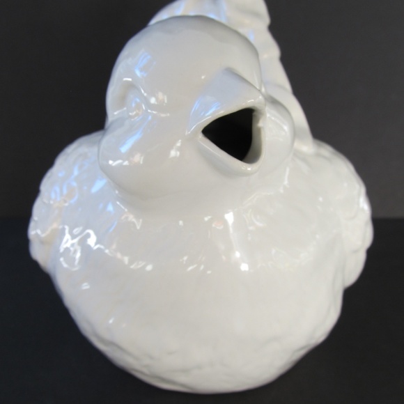 White Porcelain Chubby Bird Tea Pot Tht Designs - Picture 4 of 13